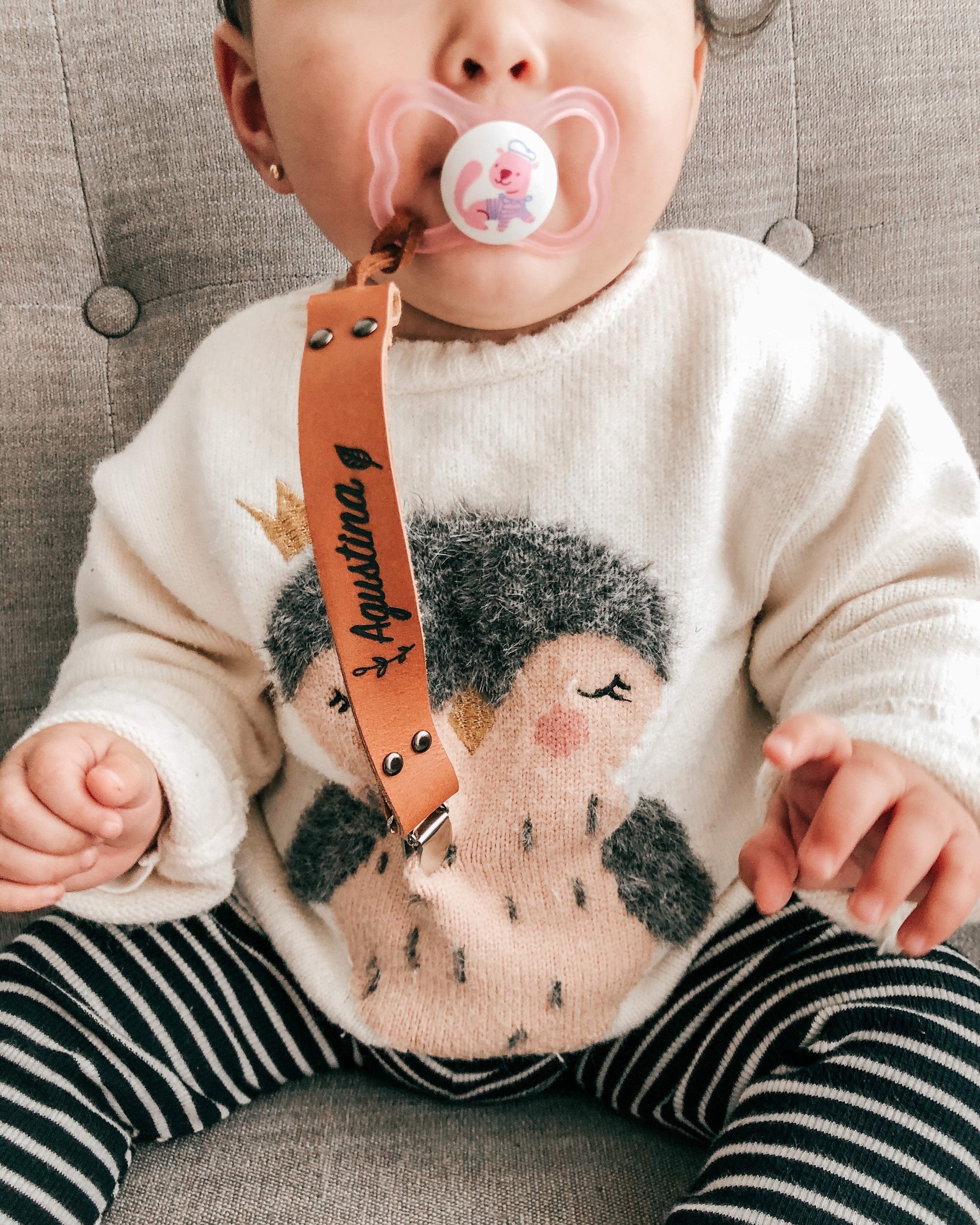 Custom Leather Pacifier Clip — Handcrafted for Your Baby’s First Moments