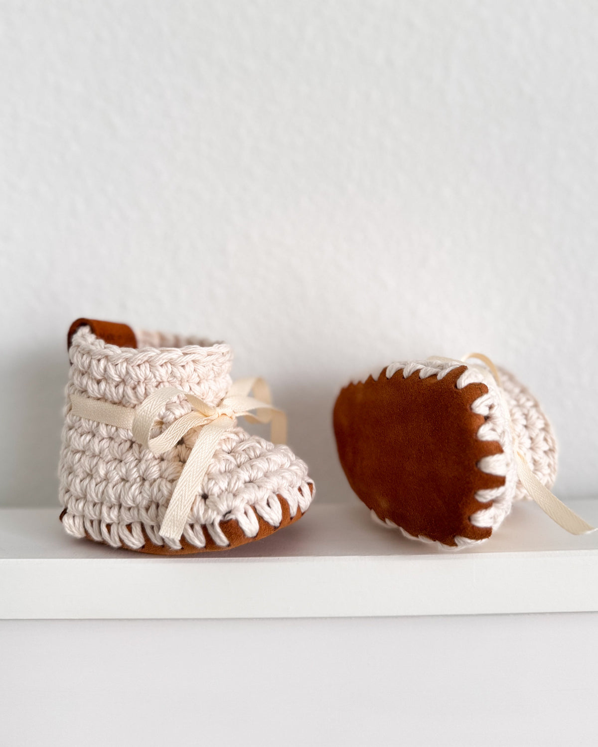 Handmade Baby Booties – Natural Cotton & Leather Sole (0–3M, Beige)