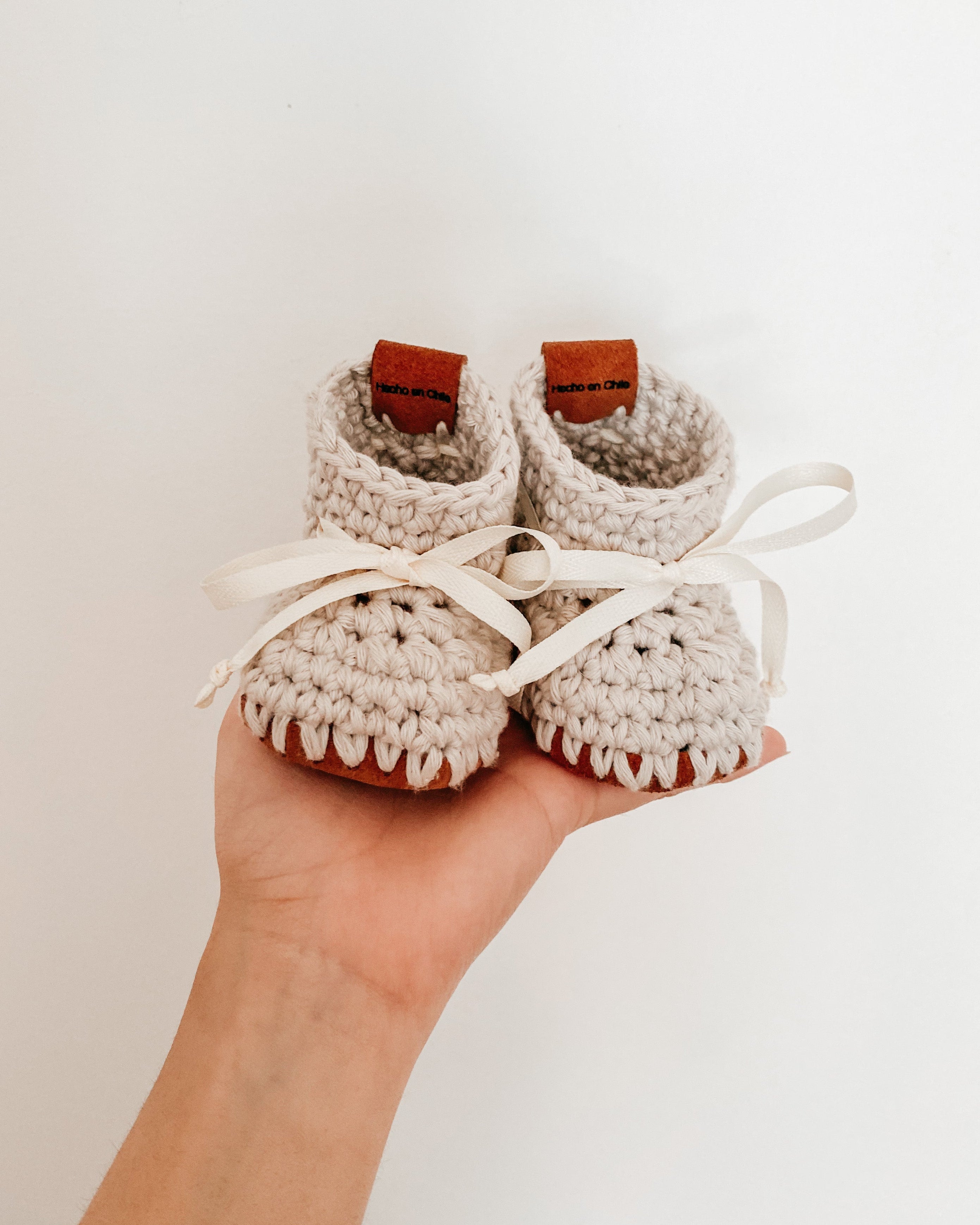 Handmade Baby Booties – Natural Cotton & Leather Sole (0–3M, Beige)