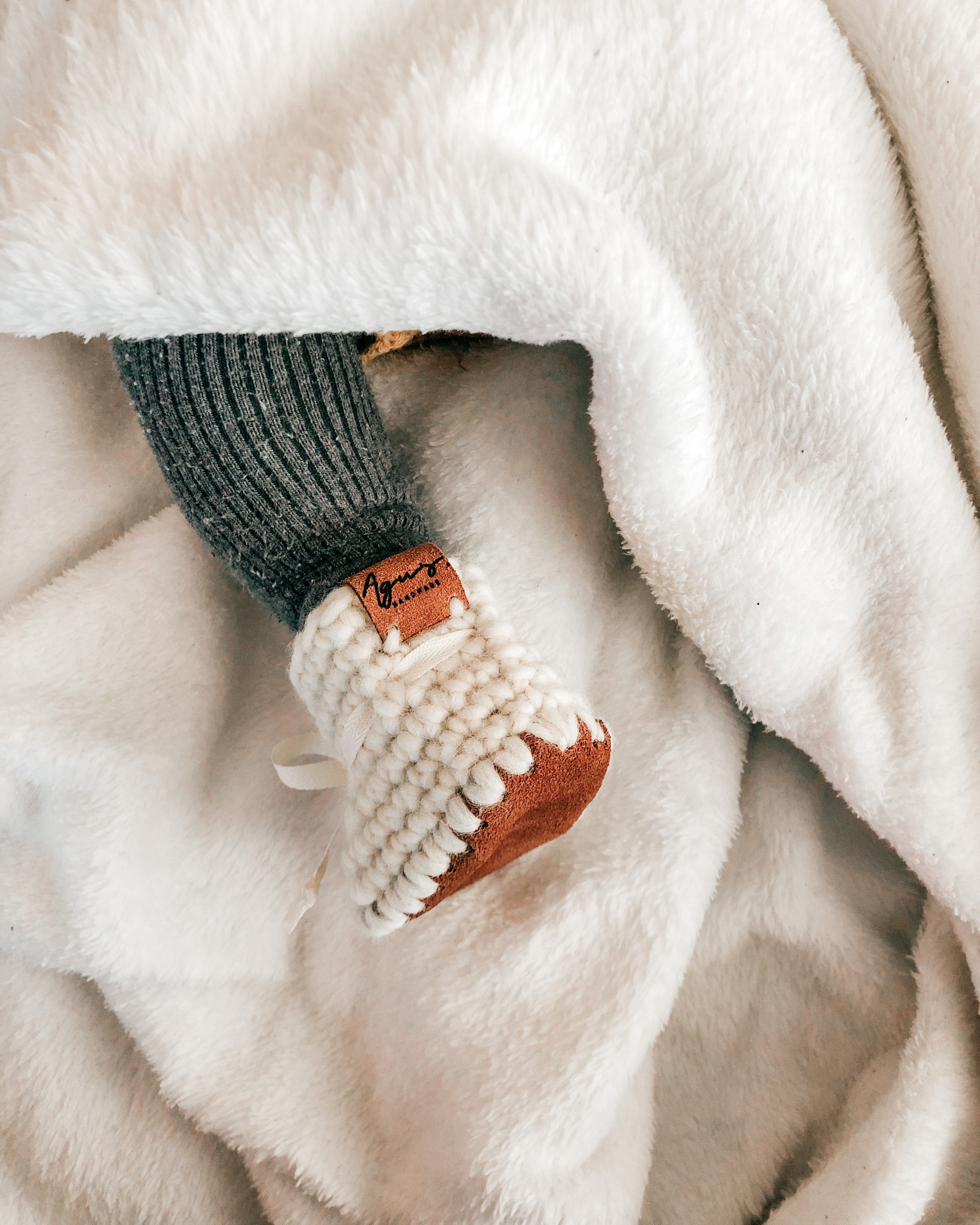 Handmade Baby Booties – Natural Cotton & Leather Sole (0–3M, Beige)